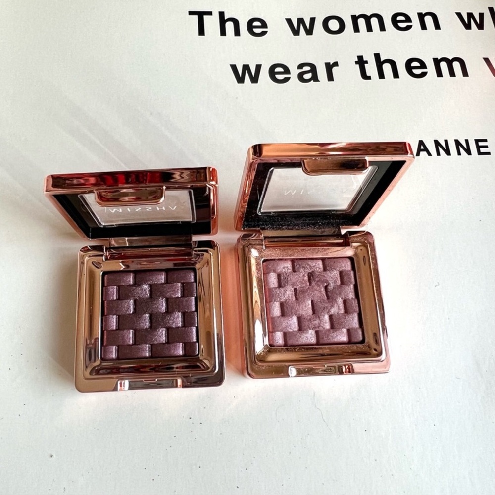 Sexy eyeshadow bundle of 2